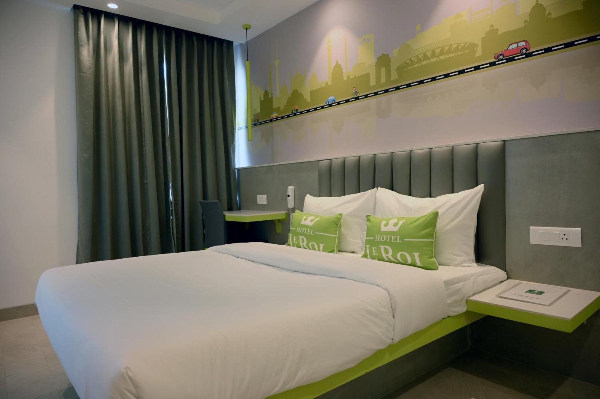 Hotel Le Roi Express Karol Bagh Delhi  Exterior foto