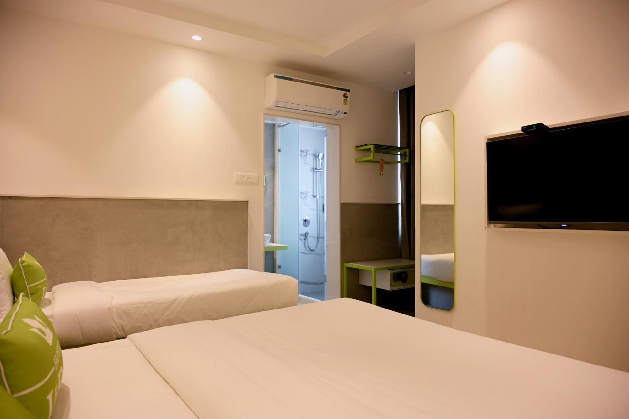 Hotel Le Roi Express Karol Bagh Delhi  Exterior foto