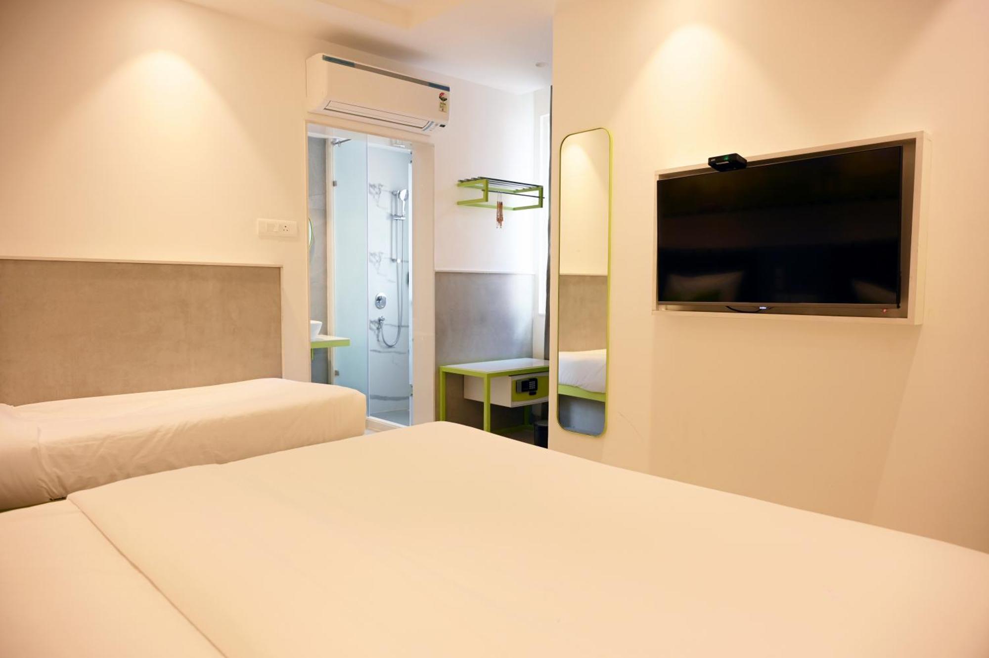 Hotel Le Roi Express Karol Bagh Delhi  Exterior foto
