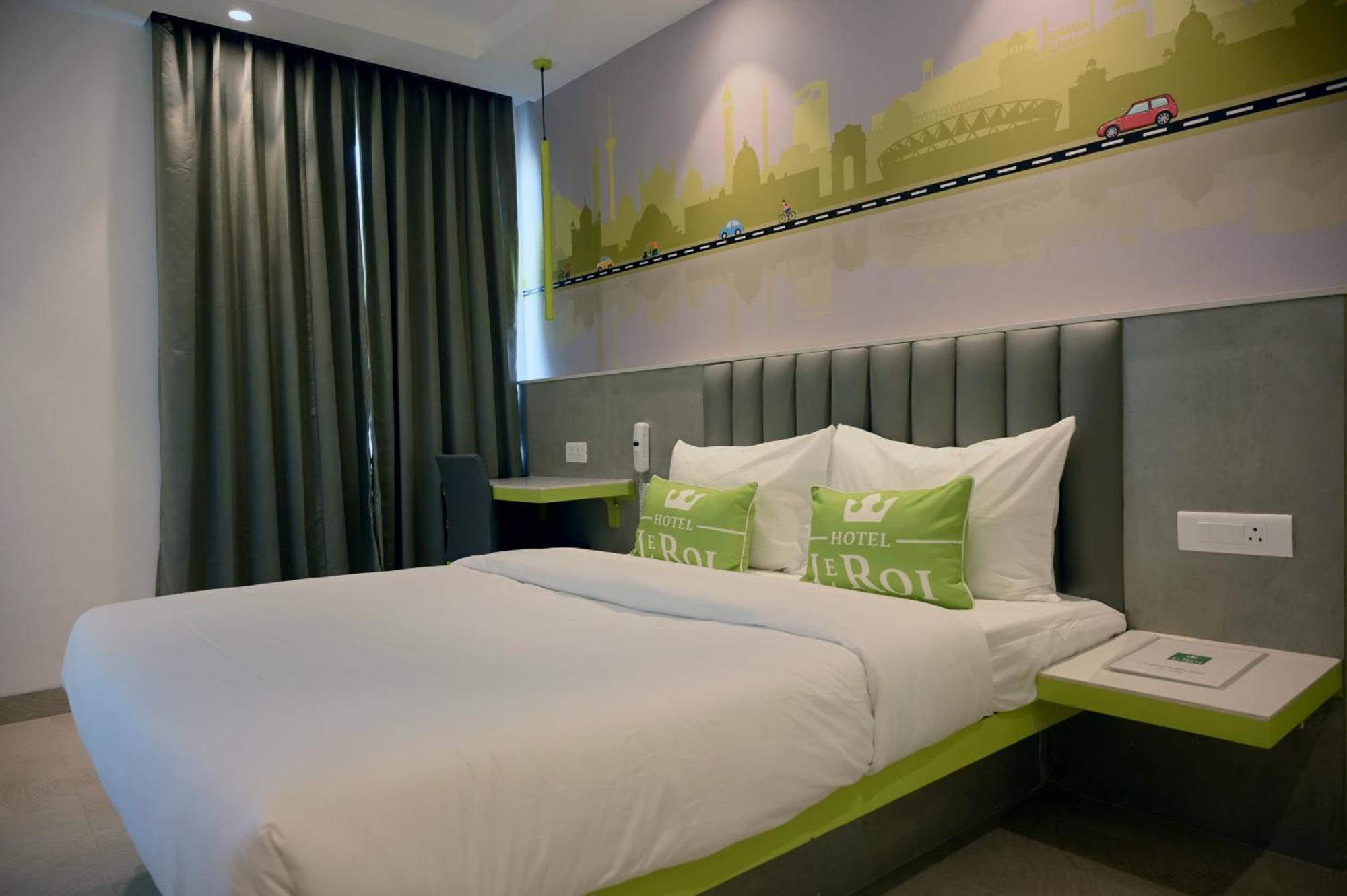 Hotel Le Roi Express Karol Bagh Delhi  Exterior foto